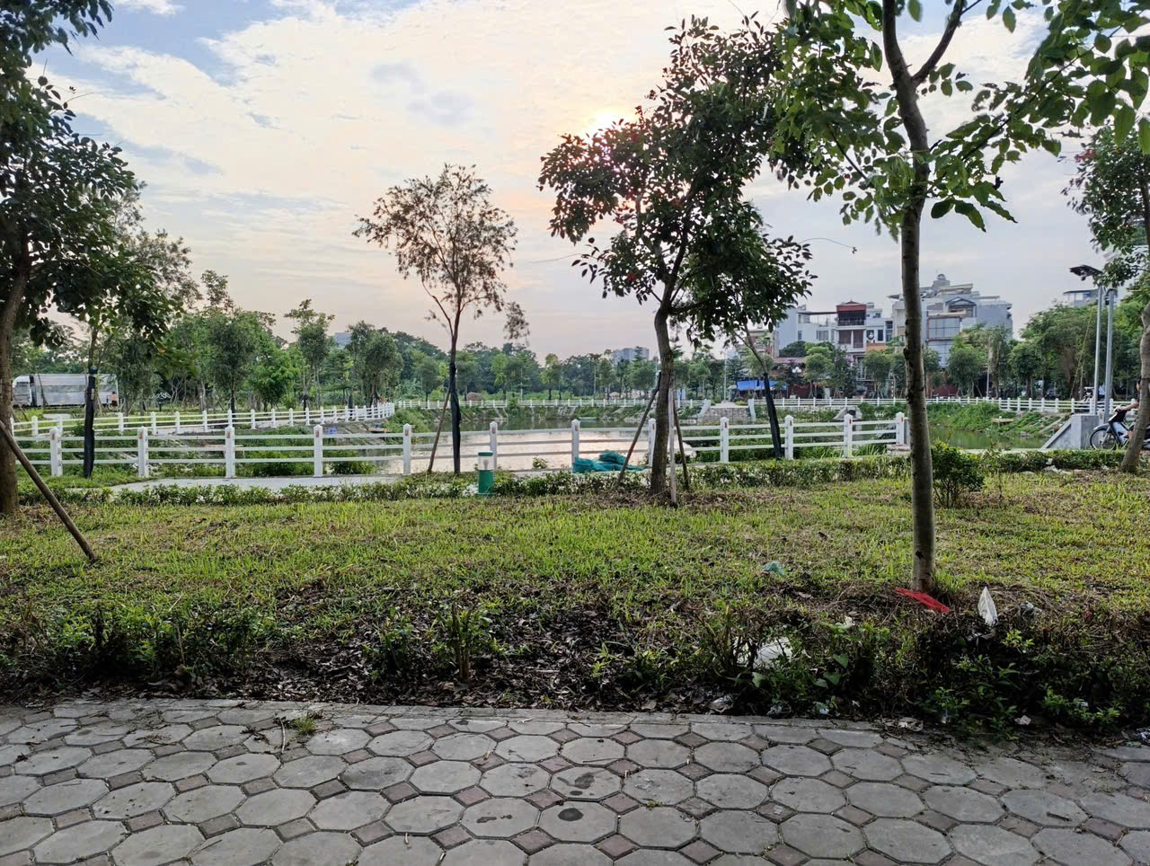 ĐẤT ĐẤU GIÁ THANH AM – 2 MẶT TIỀN – VỈA HÈ 2 BÊN – Ô TÔ TRÁNH 🔥<br>📍 Thanh Am, Long Biên – 98m² – - Ảnh chính