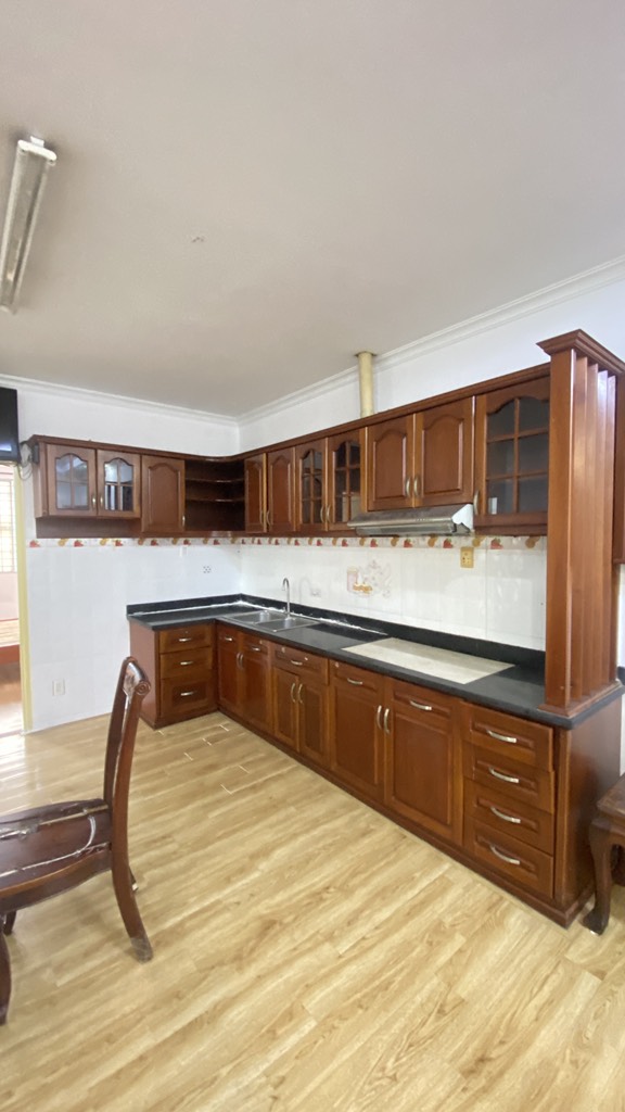 Bán chung cư Nguyễn Kiệm, 86m2, Gần CV Gia Định, Thang máy, Sổ hồng riêng, chỉ hơn 3 tỷ - Ảnh 2