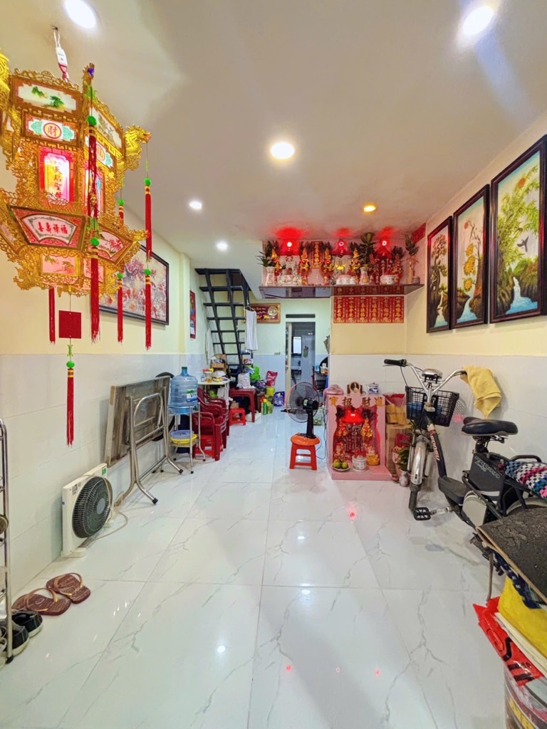 Bán nhà 2 tầng đẹp, Bình Trị Đông, gần Aeon Tên Lửa, Chỉ hơn 2 tỷ - Ảnh chính