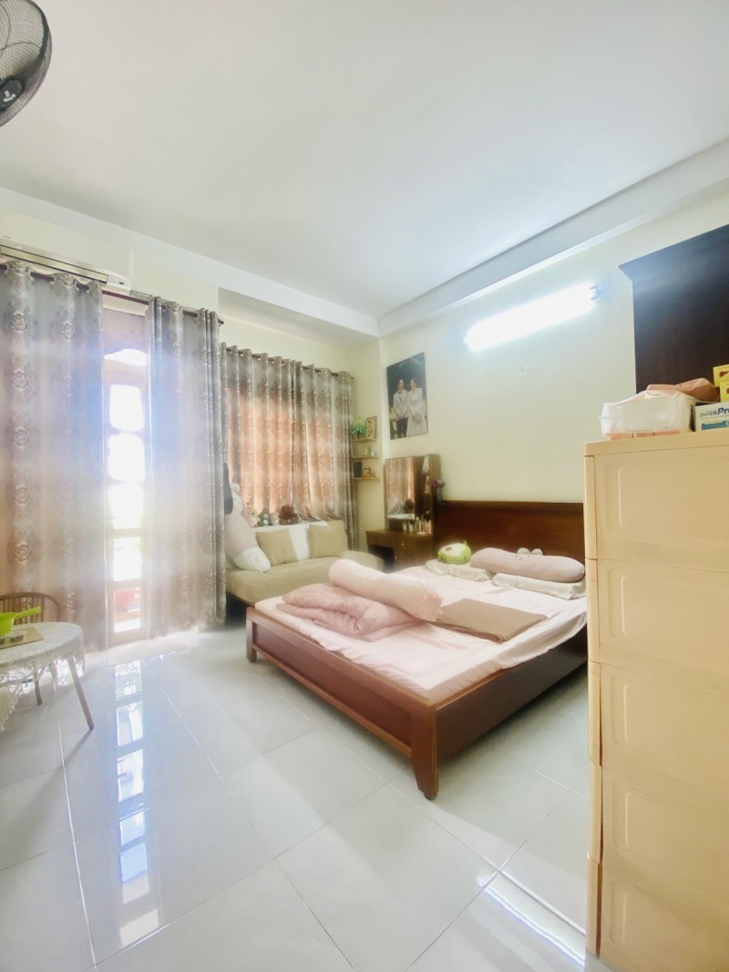 Bán nhà 80m2 (4 x 20)m - 4 tầng  - Khu Tân Quý - Quận Tân Phú - Ảnh 2