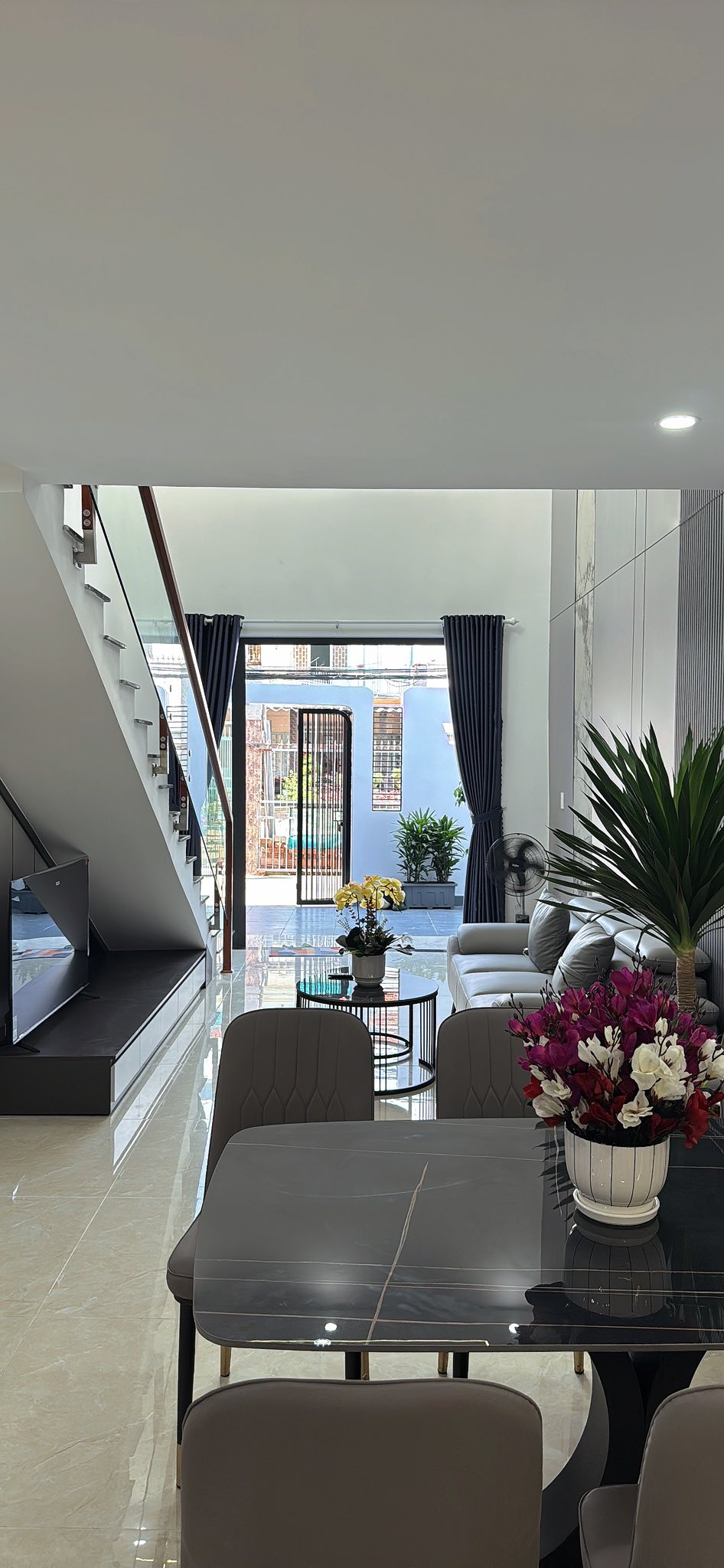 ► Nhà Kiệt Ô tô đậu cửa Điện Biên Phủ, 81m2, mê lửng,3PN, 4.85 tỷ - Ảnh 2