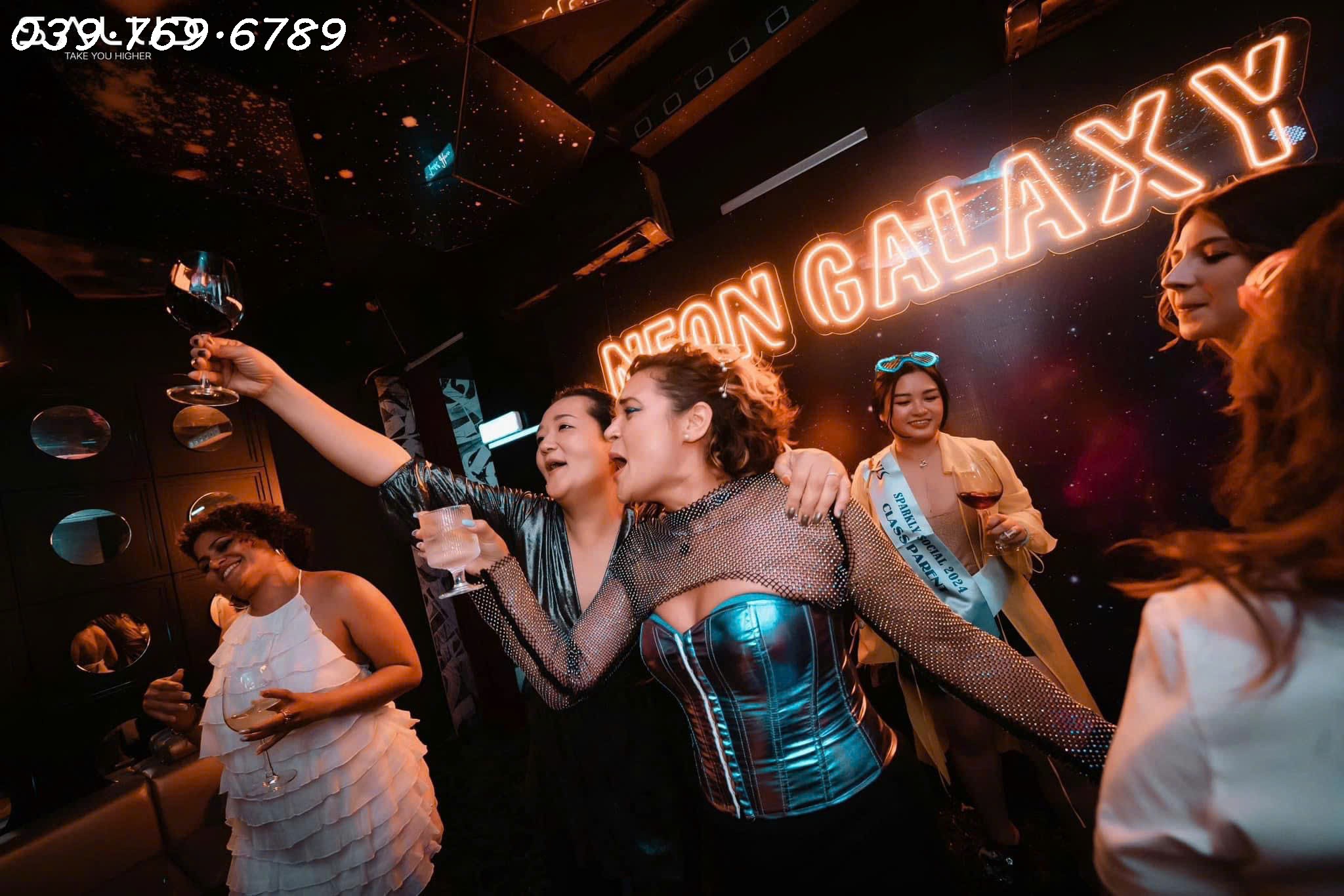 CHO THUÊ LOUNGE FULL ĐỒ HOẶC SANG NHƯỢNG QUÁN RƯỢU VỆ HỒ TÂY, HÀ NỘI - Ảnh chính
