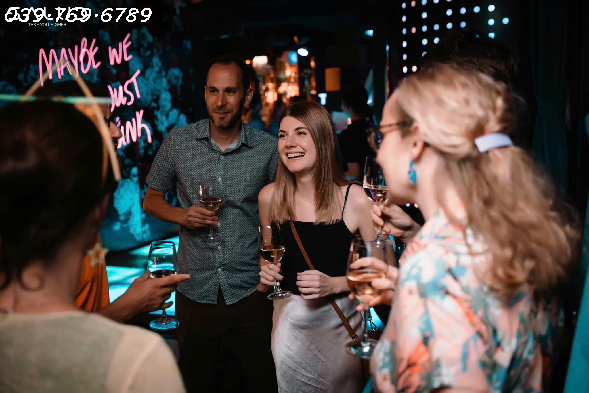 CHO THUÊ LOUNGE FULL ĐỒ HOẶC SANG NHƯỢNG QUÁN RƯỢU VỆ HỒ TÂY, HÀ NỘI - Ảnh 4