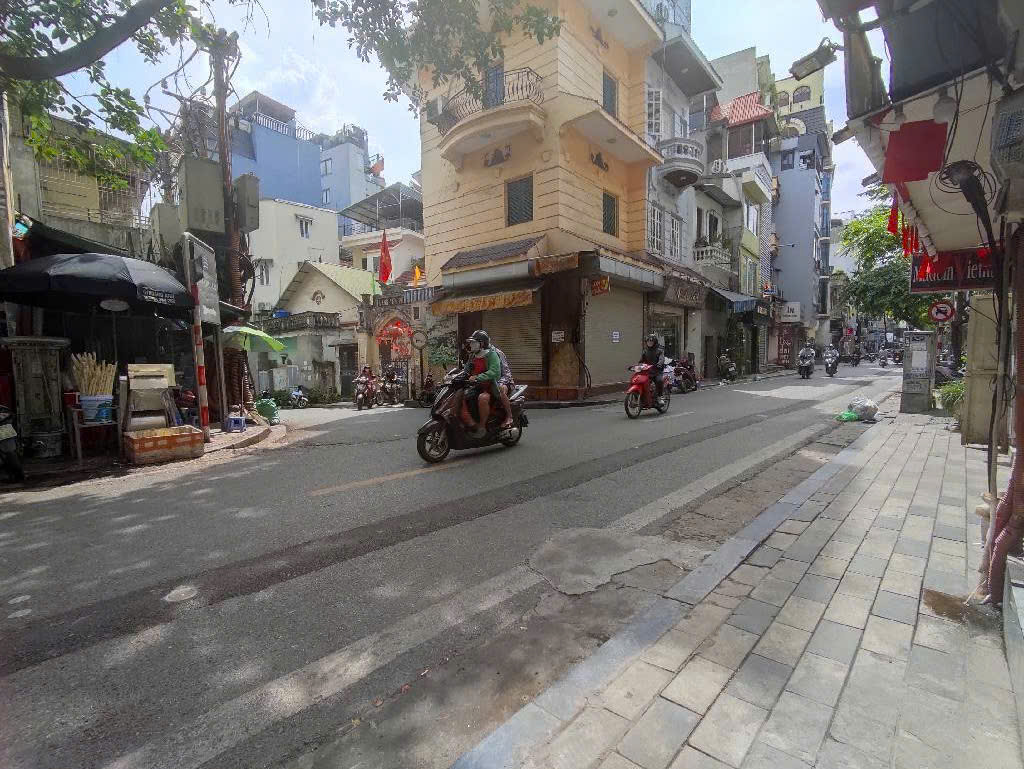 NHÀ CHÍNH CHỦ - GIÁ TỐT - Vị Trí Đẹp Tại Yên Phụ, Tây Hồ, TPHN - Ảnh chính