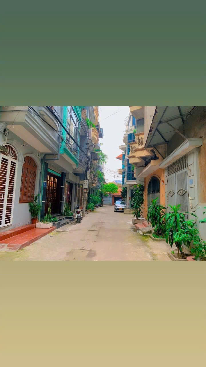 Cho thuê nhà riêng Hạ Đình, Thanh Xuân 40m x 4T, 4PN3VS giá 13TR, gần hồ, ngõ ô tô - Ảnh chính