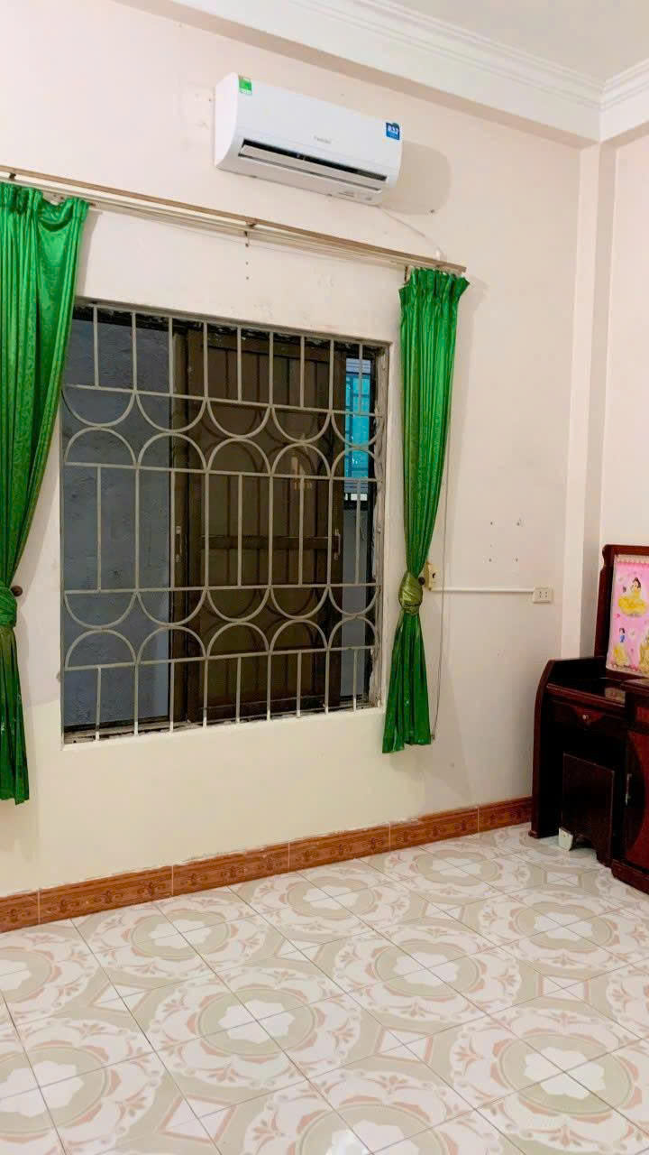 Cho thuê nhà riêng Hạ Đình, Thanh Xuân 40m x 4T, 4PN3VS giá 13TR, gần hồ, ngõ ô tô - Ảnh 1