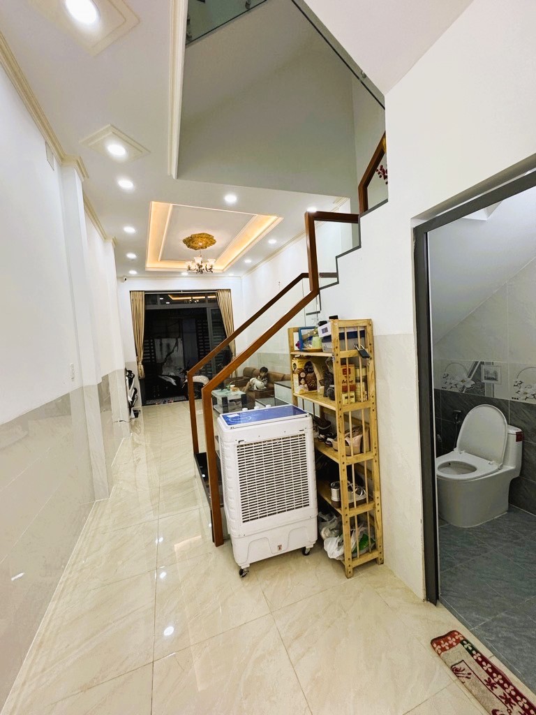 Bán nhà 4 tầng 56m2 Hậu Giang, đẹp lung linh, View kênh Lò Gốm, Him Lam, chỉ hơn 6 tỷ - Ảnh 2