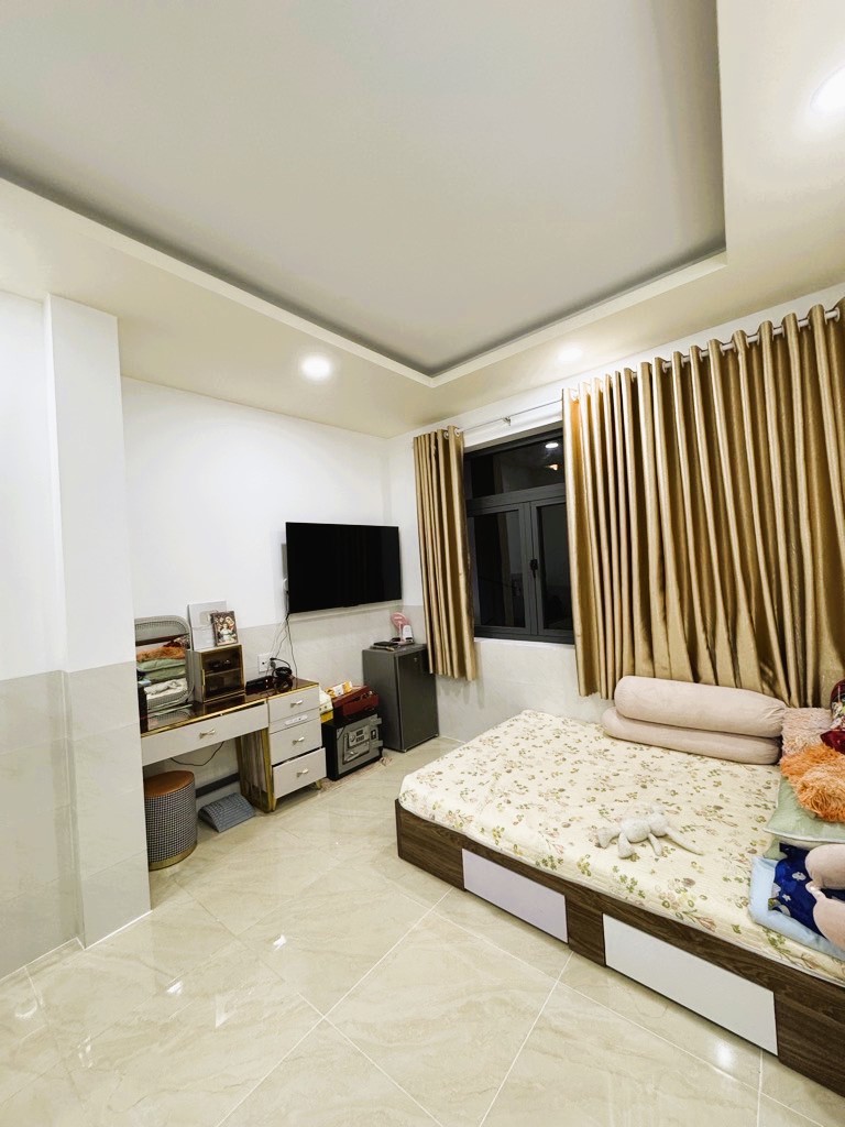 Bán nhà 4 tầng 56m2 Hậu Giang, đẹp lung linh, View kênh Lò Gốm, Him Lam, chỉ hơn 6 tỷ - Ảnh 3
