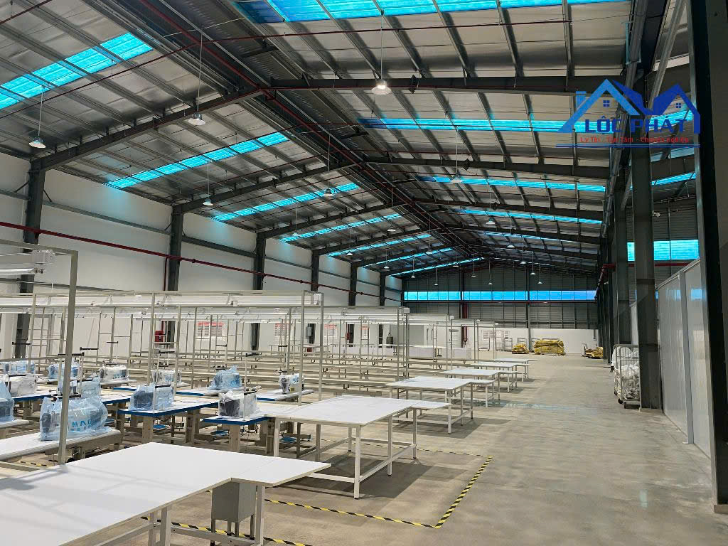Cho thuê xưởng 2500m2 KCN Long Khánh Đồng Nai giá chỉ 3,8usd/m2 - Ảnh 2