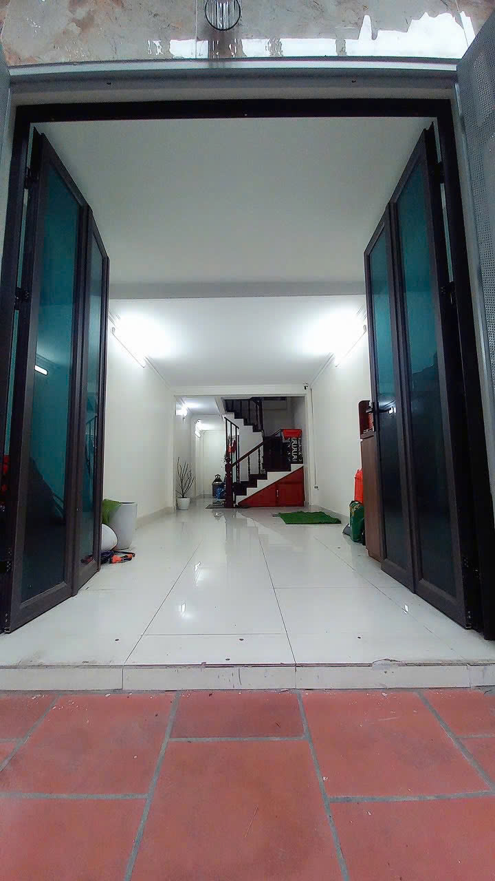 Cho thuê mặt bằng tầng 1 phường Phúc Xá, quận Ba Đình, Hà Nội GIÁ CHỈ 7 TRIỆU - Ảnh chính