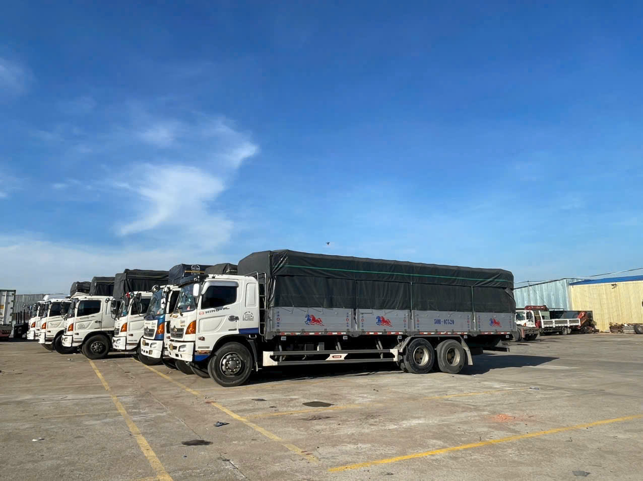 CHO THUÊ KHO 300M² (10x30m)- TẠI KCN VĨNH LỘC, BÌNH TÂN, TP.HCM - Ảnh 1