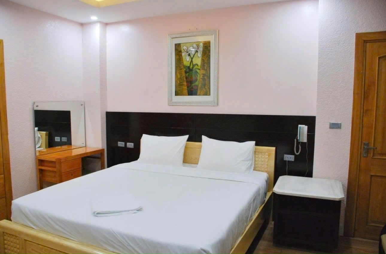BÁN KHÁCH SẠN MẶT PHỐ KHƯƠNG ĐÌNH - DÒNG TIỀN 300TR/TH - 140M² x 8T CÓ HẦM - GIÁ 89.9 TỶ - Ảnh 1