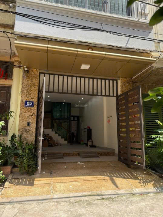 Cho thuê tầng 1,2 - Nhà số 24 ngõ 26 Phố Nghĩa Đô , phù hợp phù hợp, kinh doanh online - Ảnh chính