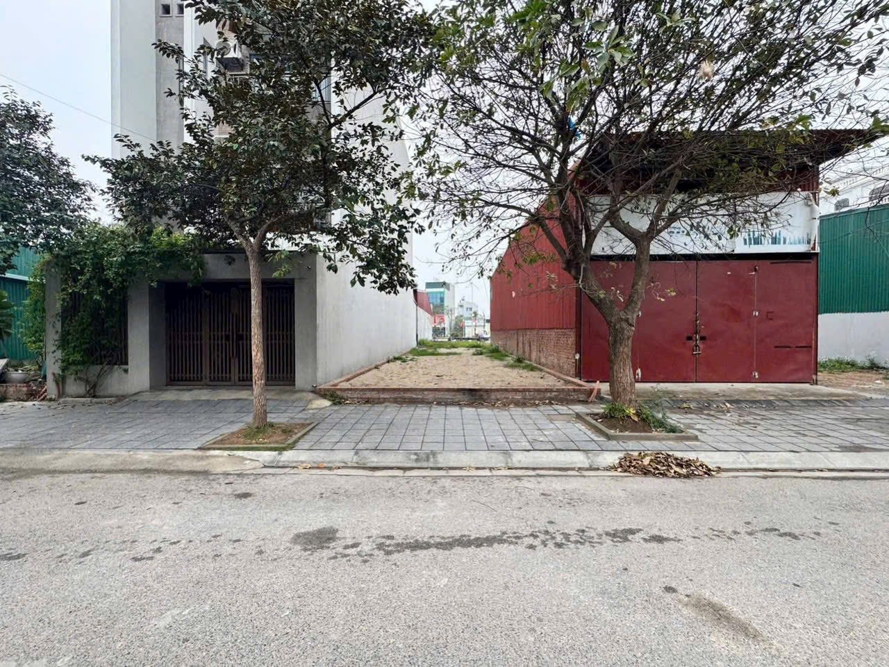 💥 Giá RẺ - Vị trí ĐẸP - Gia chủ CẦN BÁN 💥<br><br> Băng 2 đường Lê Hữu Tựu - Liền kề KĐT Nguyên Khê - - Ảnh 2