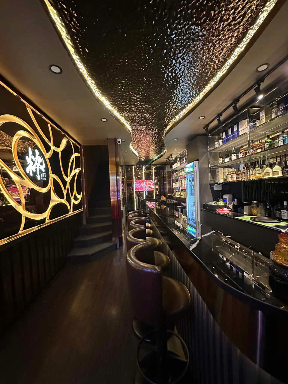 IKI CLUB HANOI TUYỂN DỤNG NHÂN VIÊN  ( Ngõ 81 Linh Lang ) - Ảnh chính