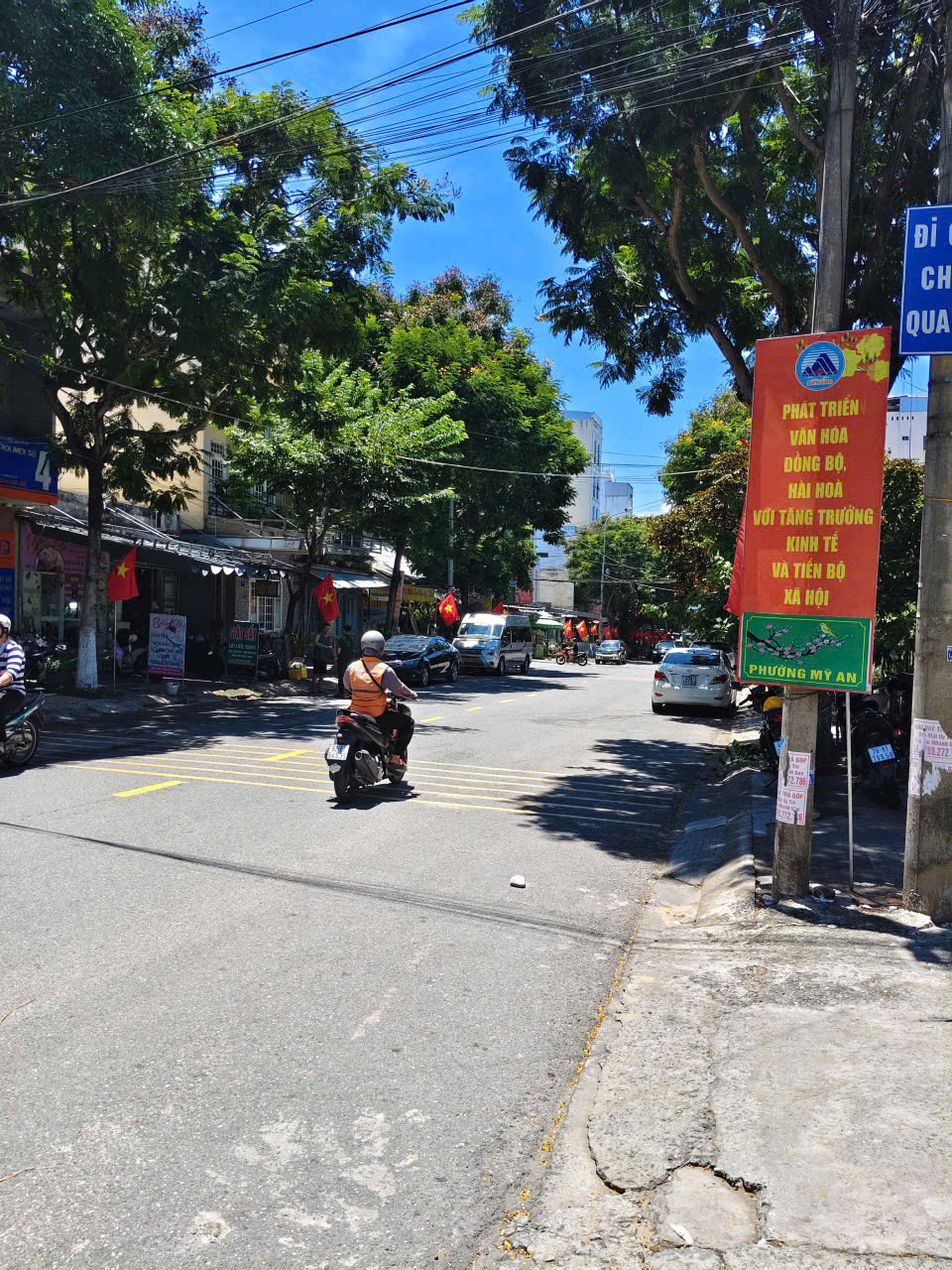 Bán đất thổ cư 126m2 đường Lê Văn Hưu, Mỹ An, Ngũ Hành Sơn, Đà Nẵng. Giá 7.5 tỷ, sổ đỏ, hướng Đông. - Ảnh 1