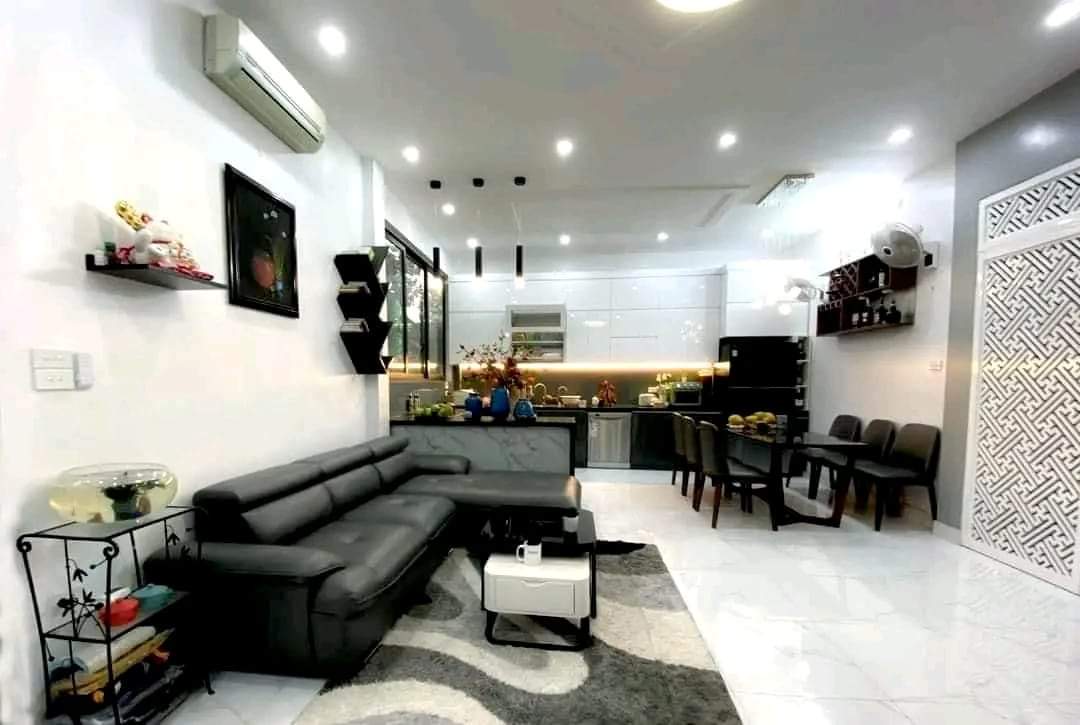NHÀ ĐẸP ĐÔNG NGẠC - DT40M2 - 4 TẦNG - GIÁ 9,5 TỶ - ĐƯỜNG Ô TÔ TRÁNH - Ảnh 1