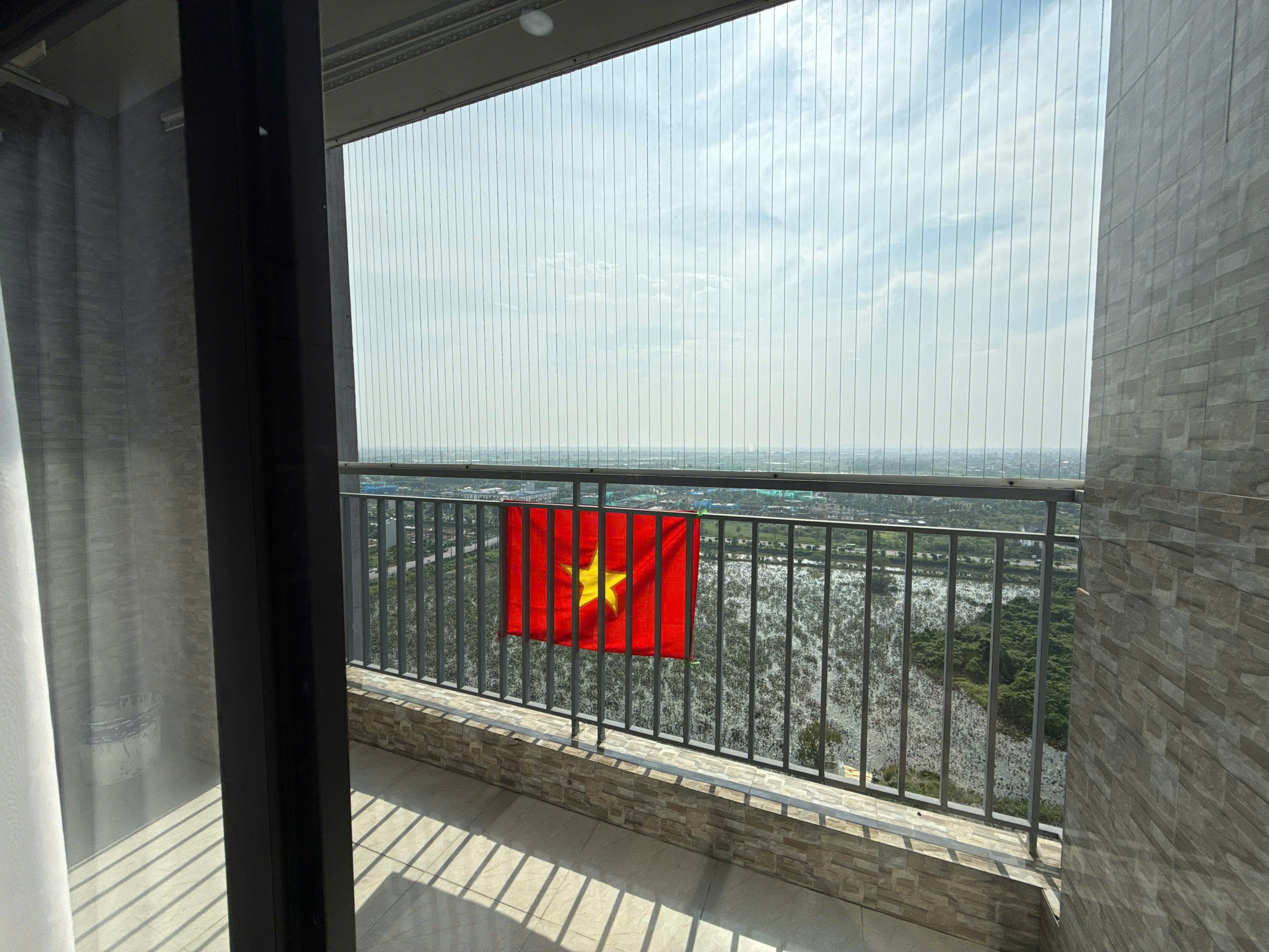 Bán gấp căn hộ 80m2 đẹp lung linh, full nội thất cao cấp tại KĐT Thanh Hà, giá chỉ 3.5 tỷ - Ảnh 4