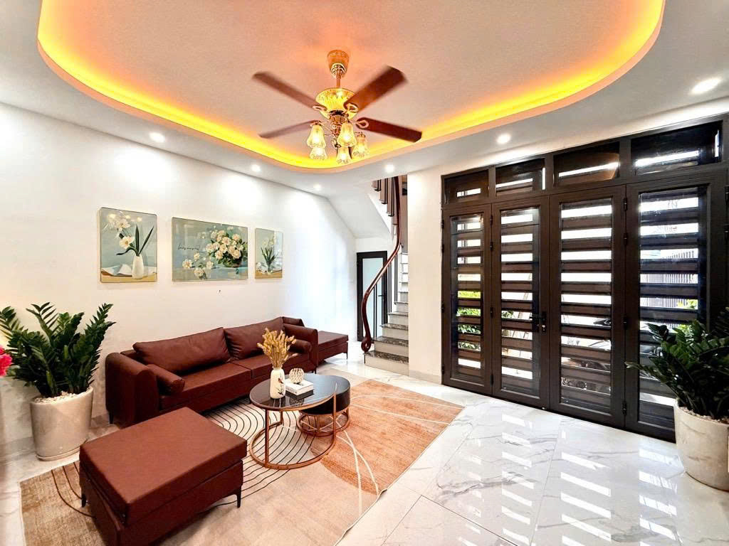 NHÀ ĐẸP TÂY NAM LINH ĐÀM – FULL NỘI THẤT – CHỈ NHỈNH 6 TỶ - Thành Phố Hà Nội - Ảnh 1