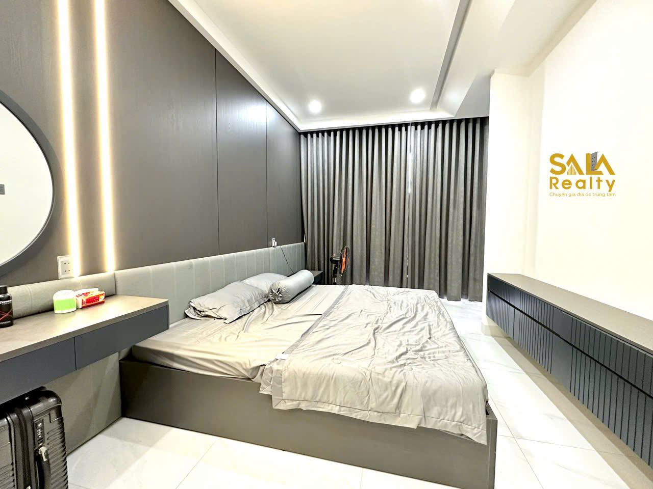 Nhà 3 tầng 1 tum mới đẹp, nội thất Luxury trong KĐT Ân Phú - đối diện công viên - Ảnh 4