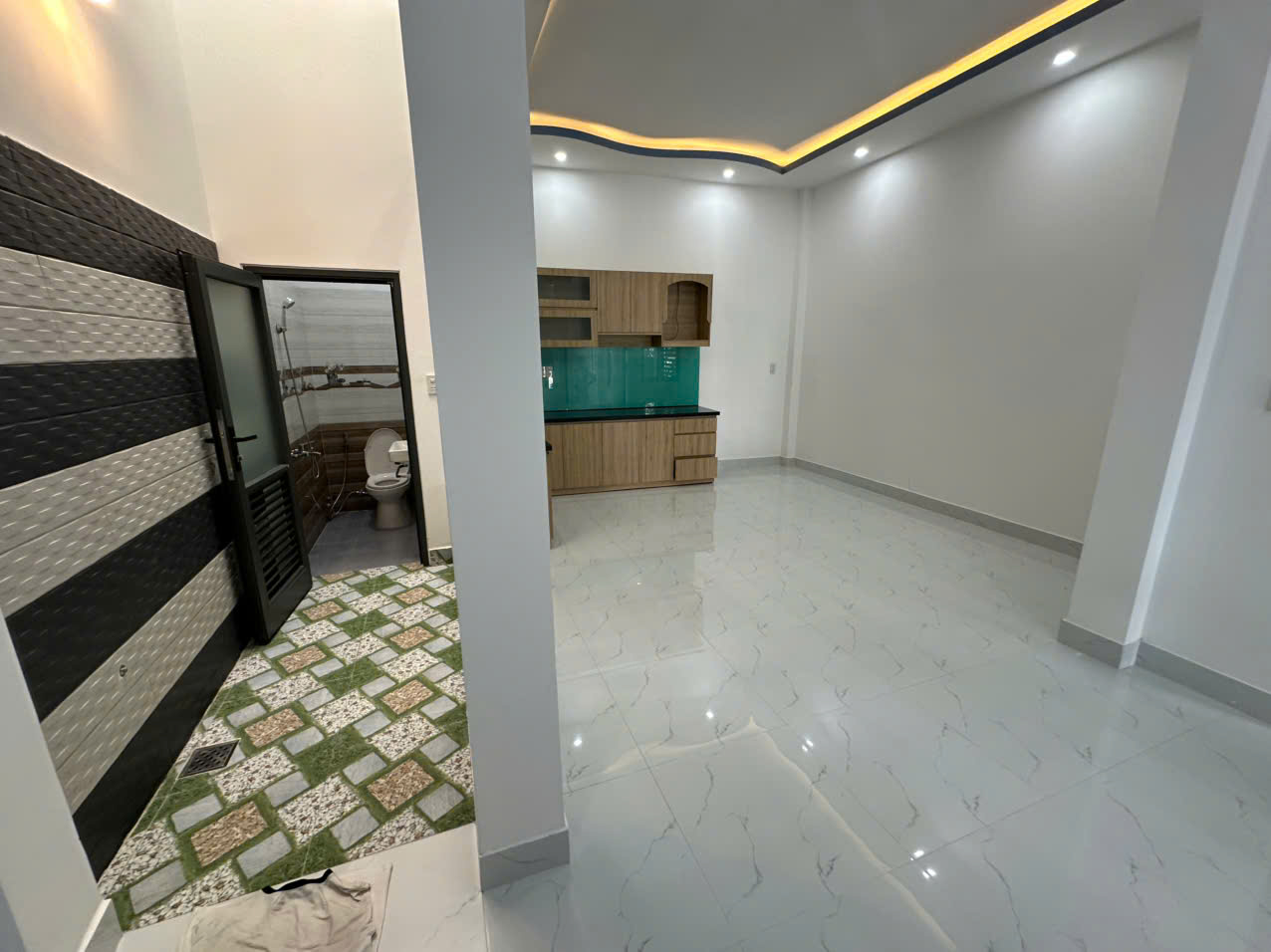Nhà đúc 2 tầng tâm huyết hẻm ô tô Phú NôngDt 87,2m2 ngang 5,5m Giá bán 3,75 tỷ bao sang tên - Ảnh 1