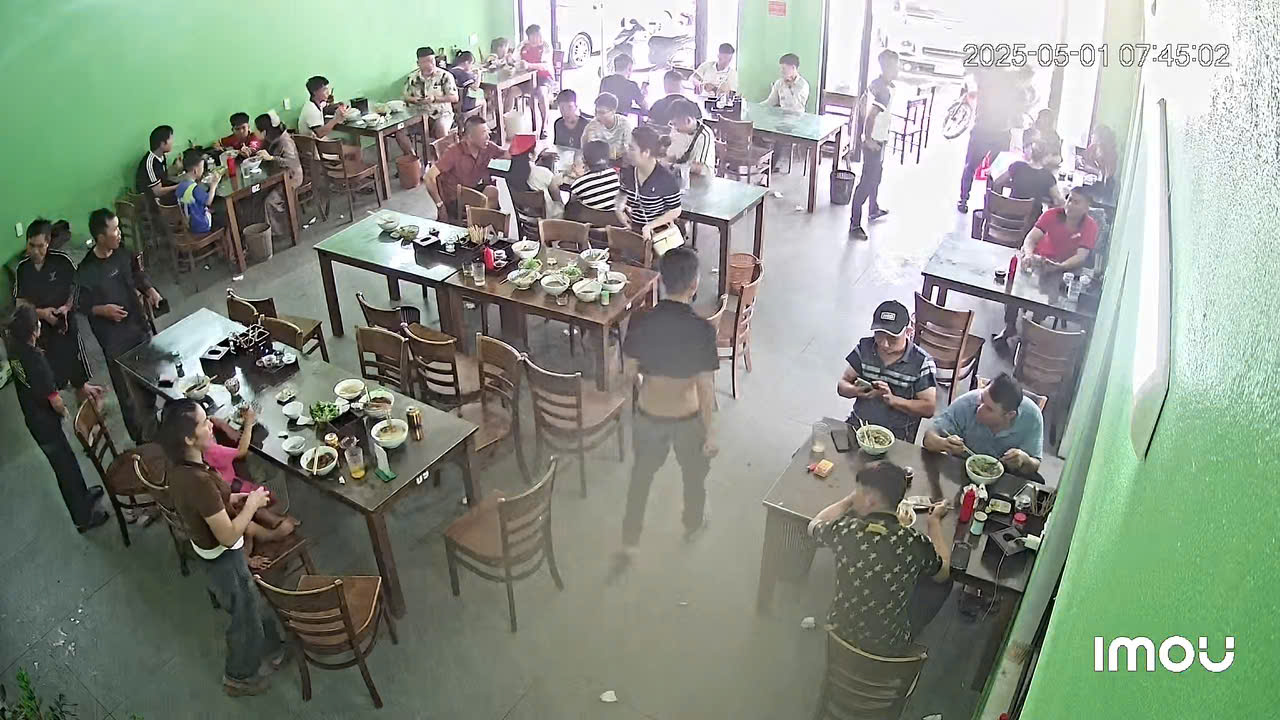 CHÍNH CHỦ CẦN CHO THUÊ QUÁN ĐANG KINH DOANH ỔN ĐỊNH TẠI TPDP KHOA TRƯỜNG - XÃ TRÚC LÂM - THANH HÓA. - Ảnh 3