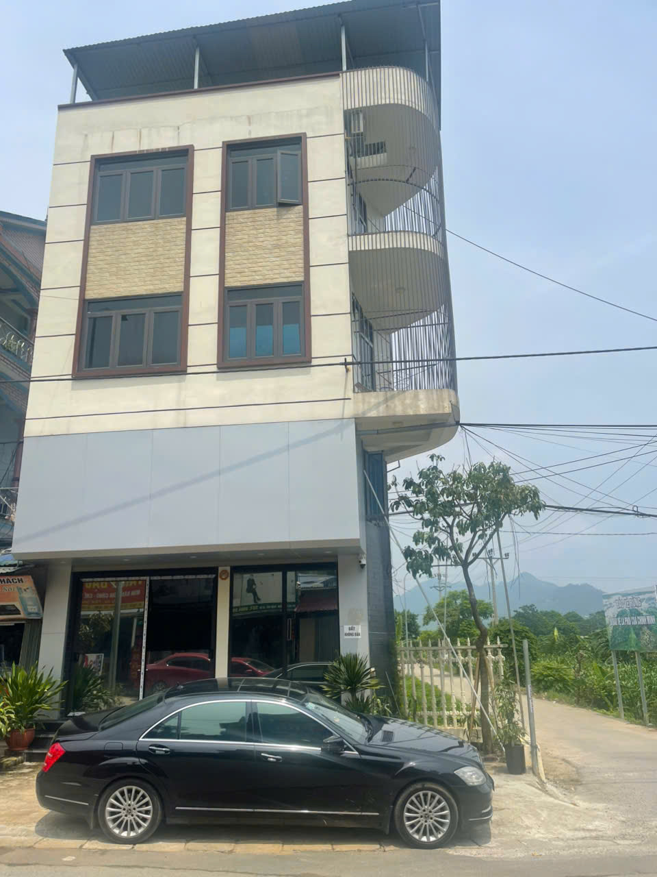 CHÍNH CHỦ CẦN BÁN NHÀ 3 TẦNG 1 TUM – FULL THỔ CƯ – LÔ GÓC 2 MẶT TIỀN ĐƯỜNG NHỰA, THÔN 5 YÊN BÌNH, - Ảnh chính