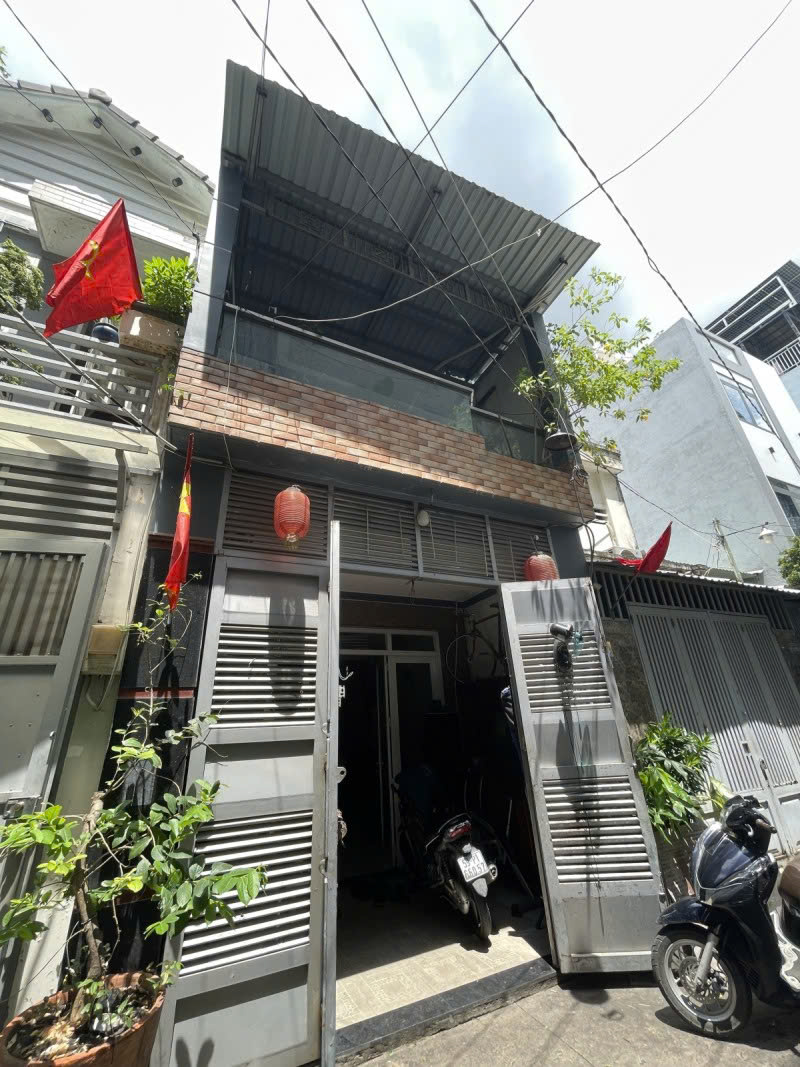 Gần ĐH Công Thương Nhà Đẹp Giá Chuẩn Tân Phú Trệt+Lầu BTCT Chỉ 5 Đồng 7 - Ảnh chính
