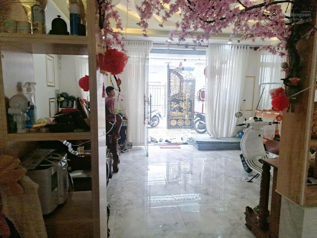 Chính chủ bán nhà 3 tầng kiên cố, rộng rãi – vị trí đẹp đường Huỳnh Tấn Phát, Quận 7 - Ảnh 2