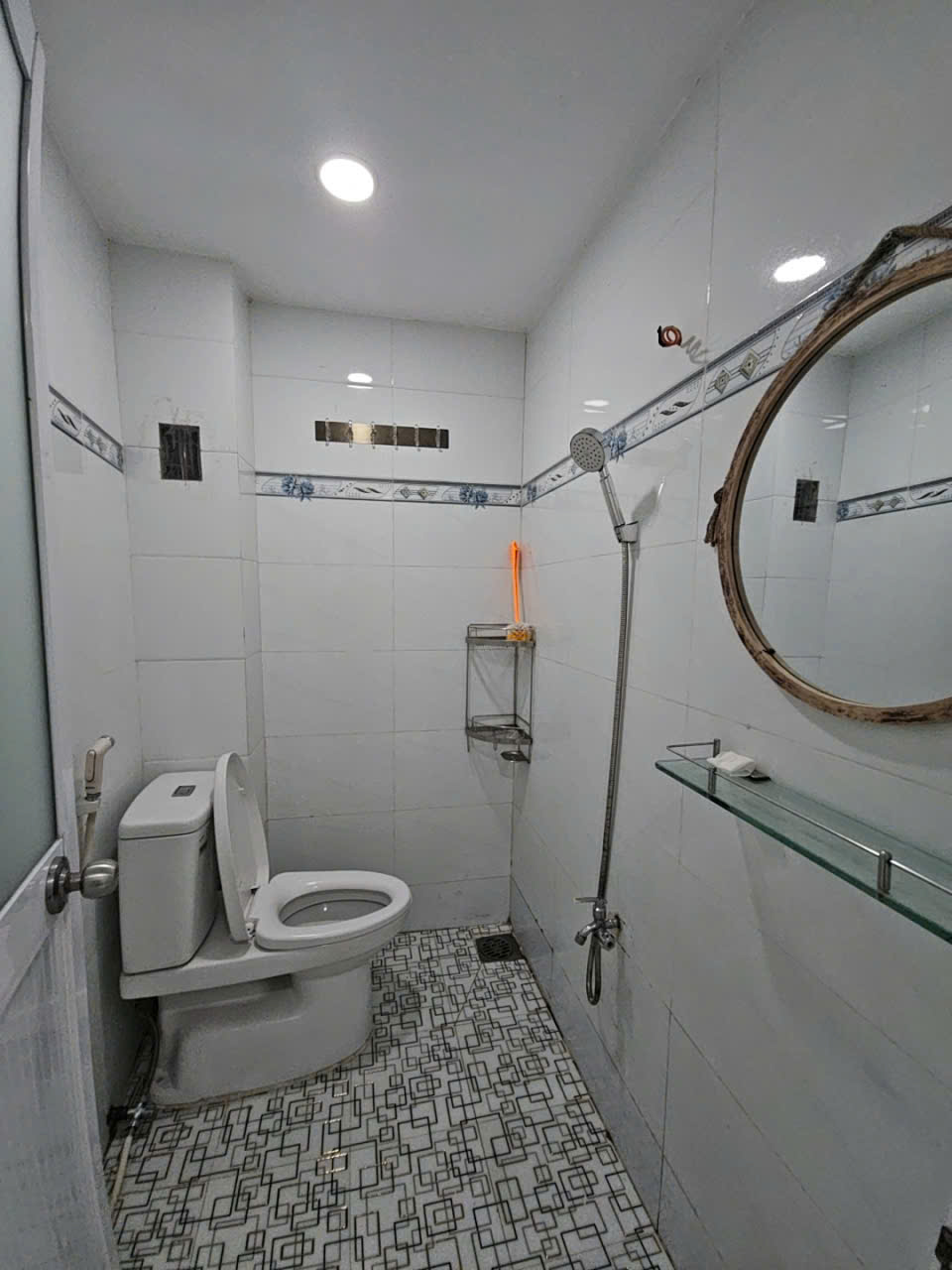 Sát mặt tiền Vĩnh hội Khánh Hội Q4 <br>NHÀ MỚI<br>CHỈ 3 TỶ - Ảnh 1