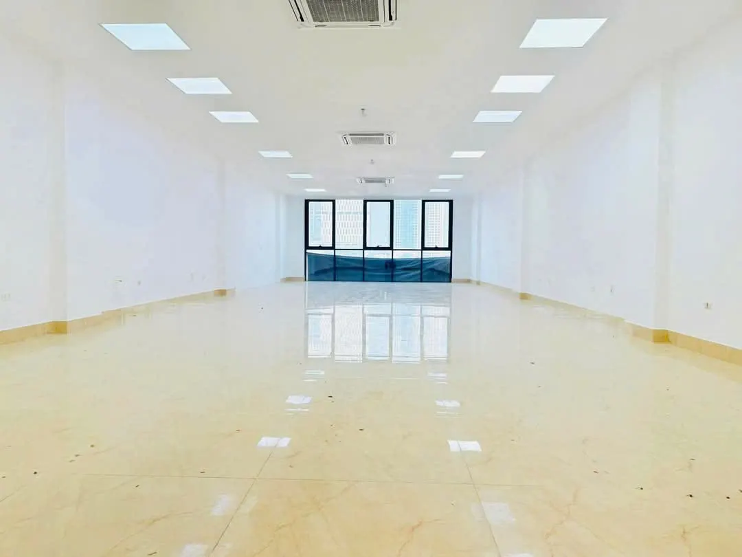 ​Bán Nhà Mặt Phố Trần Vỹ. Cầu Giấy. Thang Máy. Ô Tô. Vỉa Hè. DT 136m2. MT 6,5m. Giá 88,5 Tỷ. - Ảnh 2