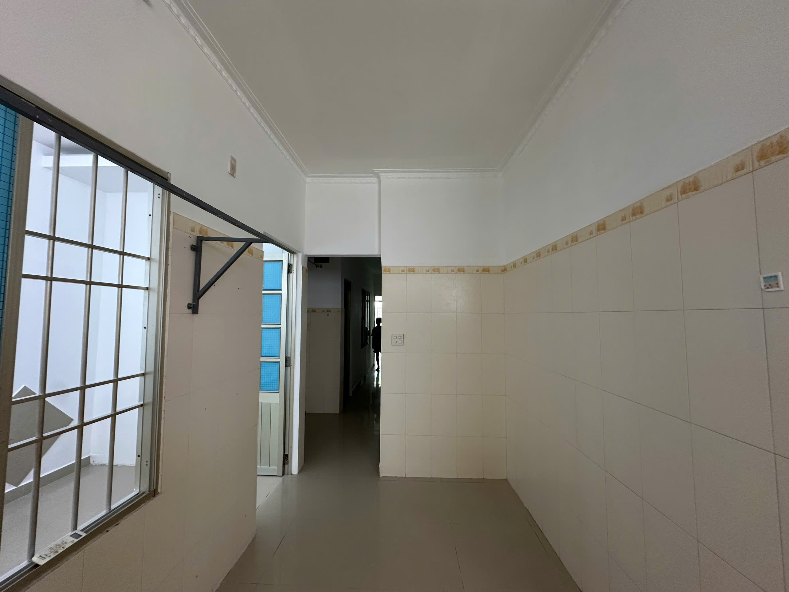 Bán nhà 2 mặt tiền hẻm ô tô rộng đường Điện Biên Phủ Nha Trang Diện tích :82,5m2 Giá 5,8  tỷ - Ảnh 2