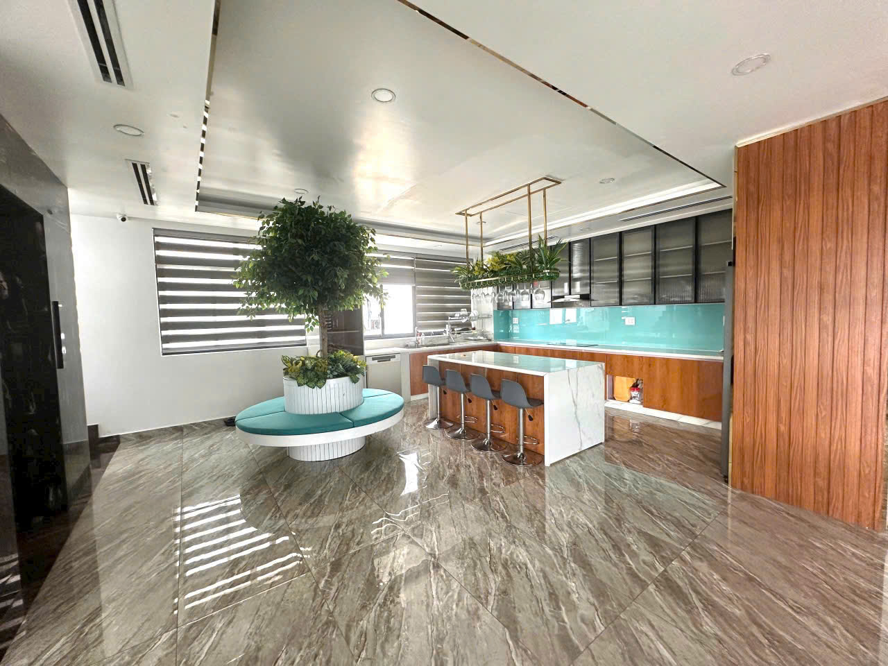 BÁN NHÀ CHÍNH CHỦ - 268,6m2 - KHU ĐÔ THỊ VẠN PHÚC, THỦ ĐỨC - Ảnh 2