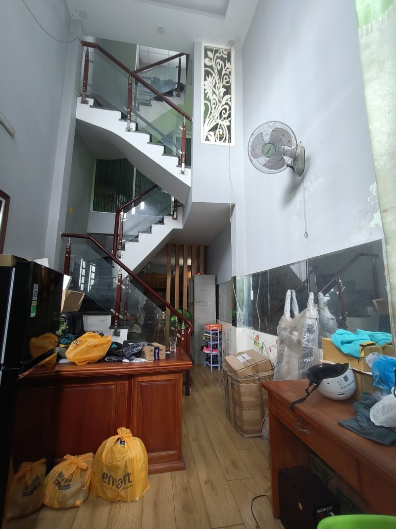Bán nhà NGON , Phước Long, TP HCM, DT 160m2, 3 tầng, 14 phòng, Sổ Hồng, giá 9.35 tỷ. LH: 0933125879 - Ảnh 1