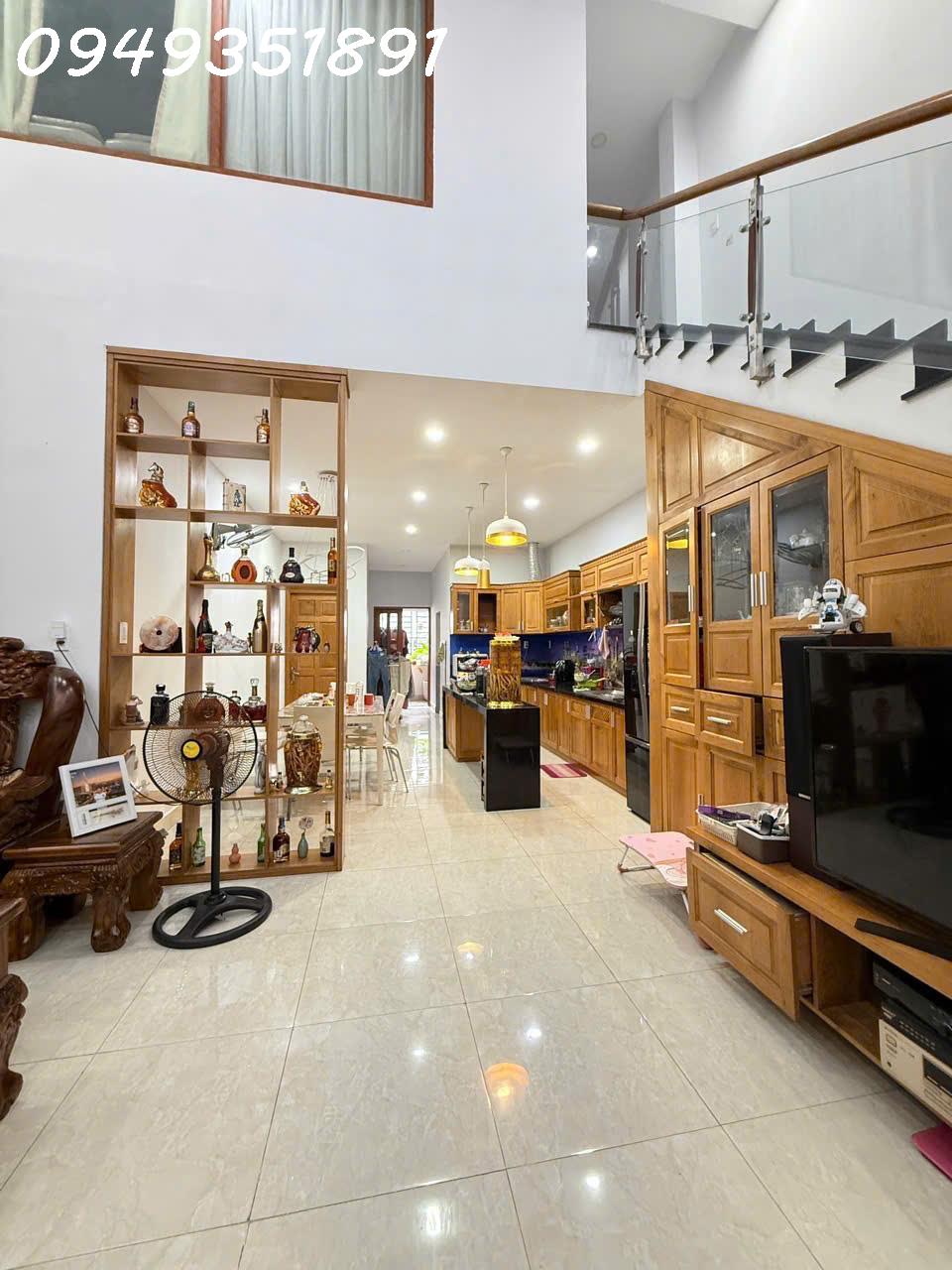 NHÀ HXH LÊ QUANG ĐỊNH 318M2 DÀI 50M 2TẦNG 7PN SHR HOÀN CÔNG ĐỦ GIÁ 21,5TỶ LH 0949351891 MR TOAN - Ảnh 2
