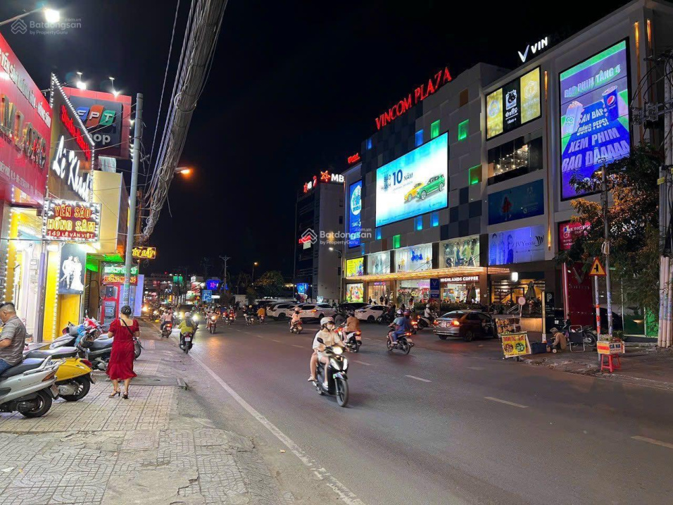 📝 Bài 10<br><br>🏡 BÁN GẤP NHÀ MT ĐỖ XUÂN HỢP – 228m² – 3 TẦNG – HĐ THUÊ 140TR/THÁNG – GIÁ 60 TỶ - Ảnh chính