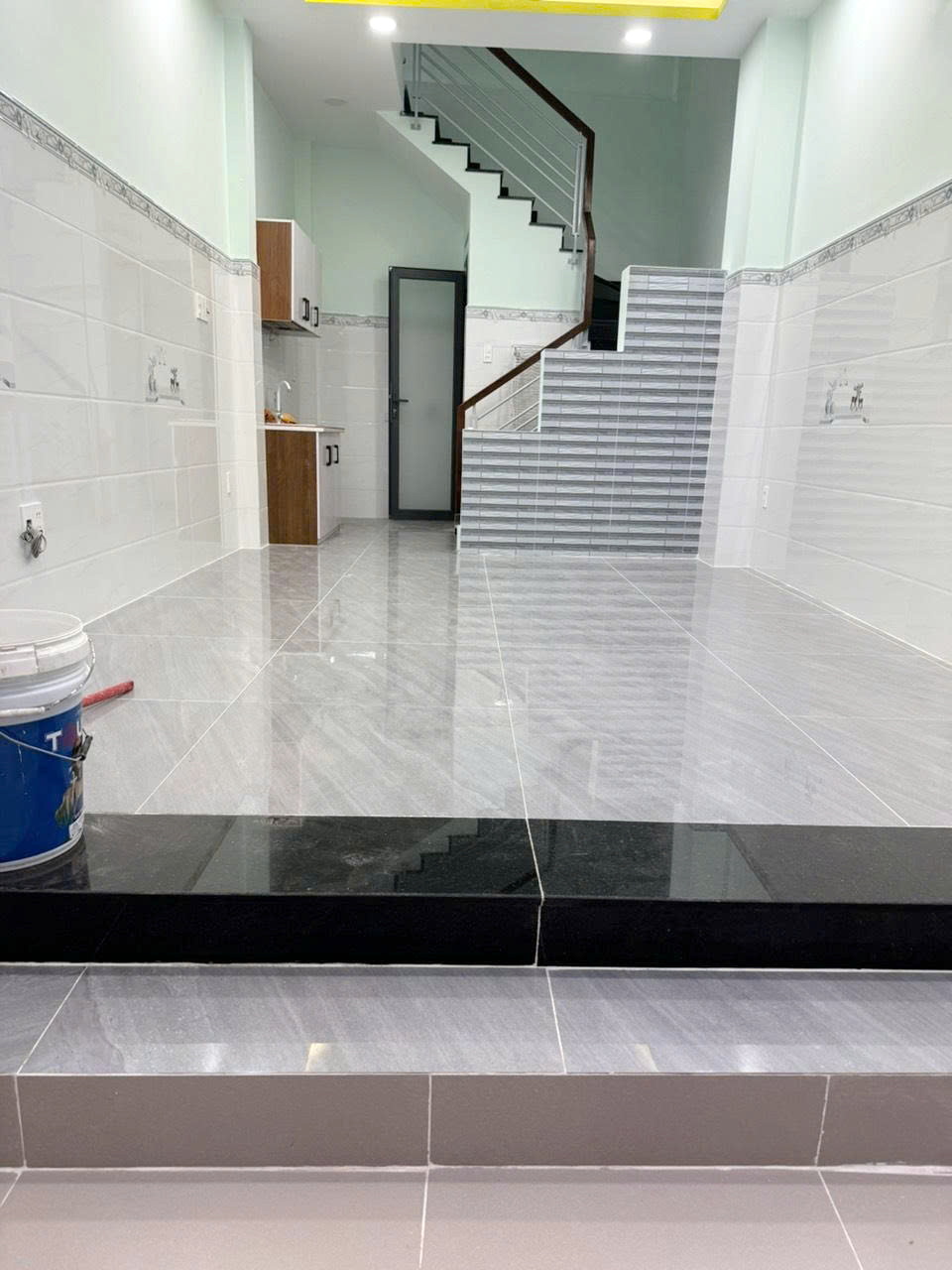 Nhà mới 2lầu/ST cách MT vài căn Tùng Thiện Vương P12Q8 - Ảnh 3