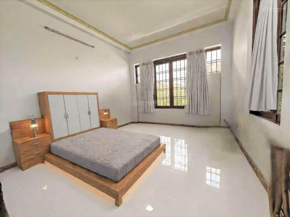 Nhà 3 tầng, 85m2, ngang 5m, hẻm xe hơi, ngay Vincom Lê Văn Việt, 6.5t - Ảnh 1