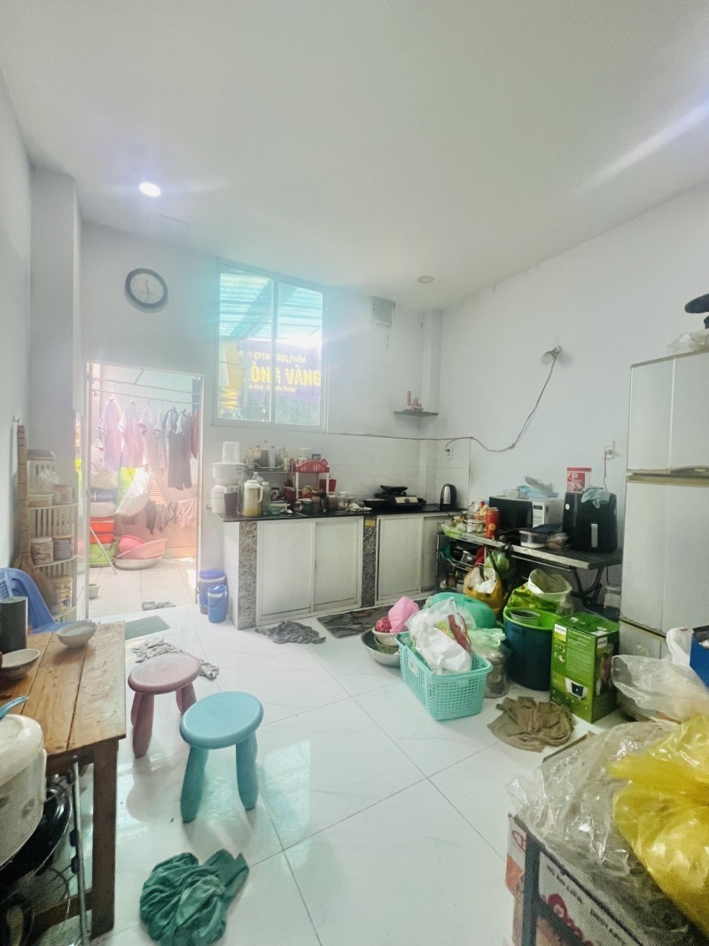 Bán nhà Đường Nguyễn Háo Vĩnh - Tân Phú - 106m2 (4 x 26.5)m - 3 Tầng - Ảnh 2