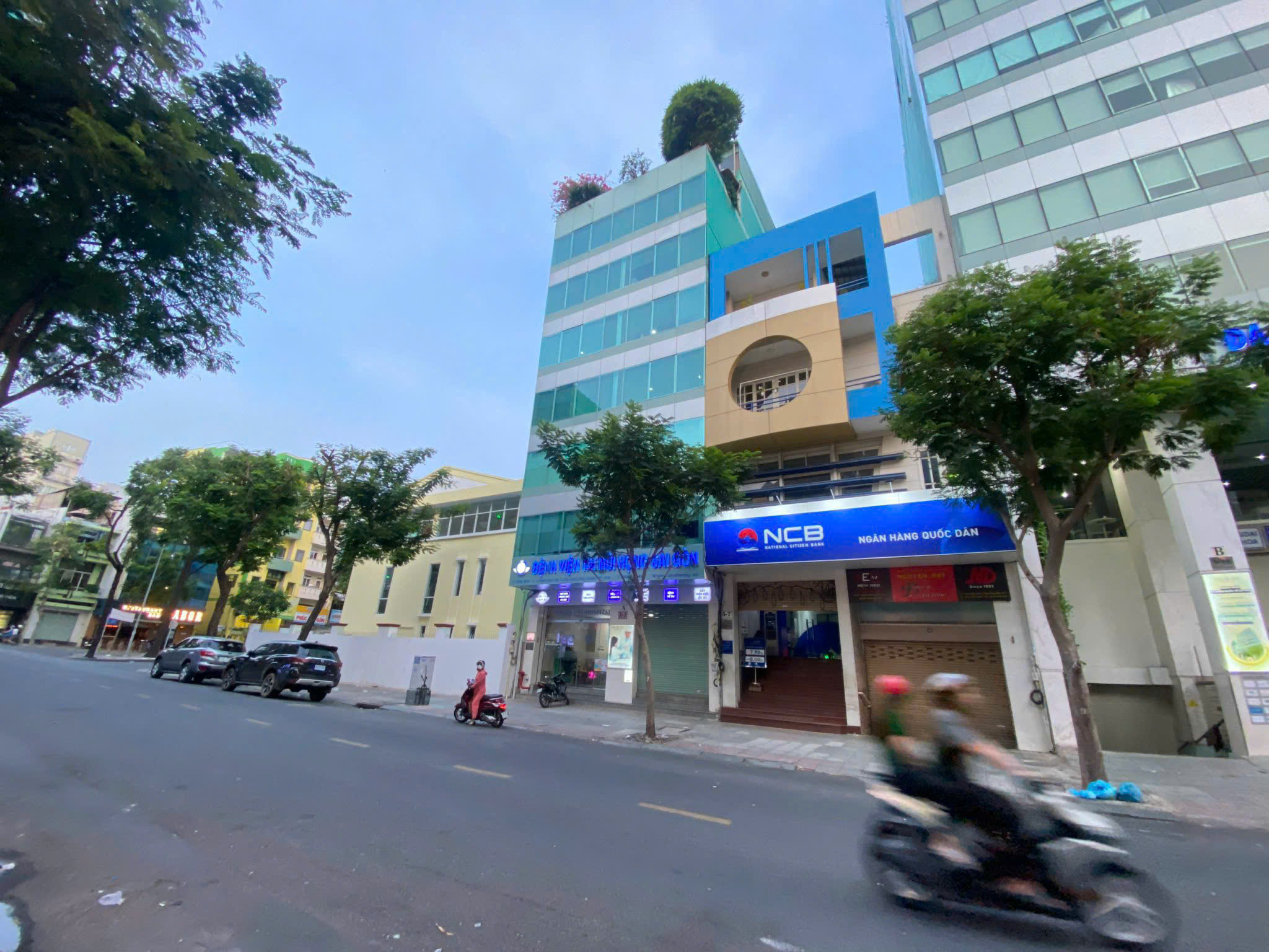 Bán Nhà Mặt Tiền 24 Trịnh Văn Cấn, P Cầu Ông Lãnh, Quận 1 - Ảnh 1