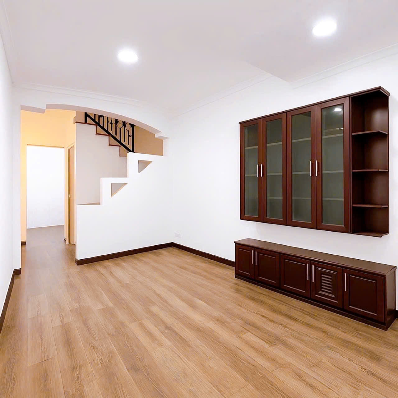 Nhà khu Vip QUẬN PHÚ NHUẬN - Mặt tiền Trần Hữu Trang - 4.6 x 14 m -5 Tầng - 13.5 tỷ - Ảnh 2