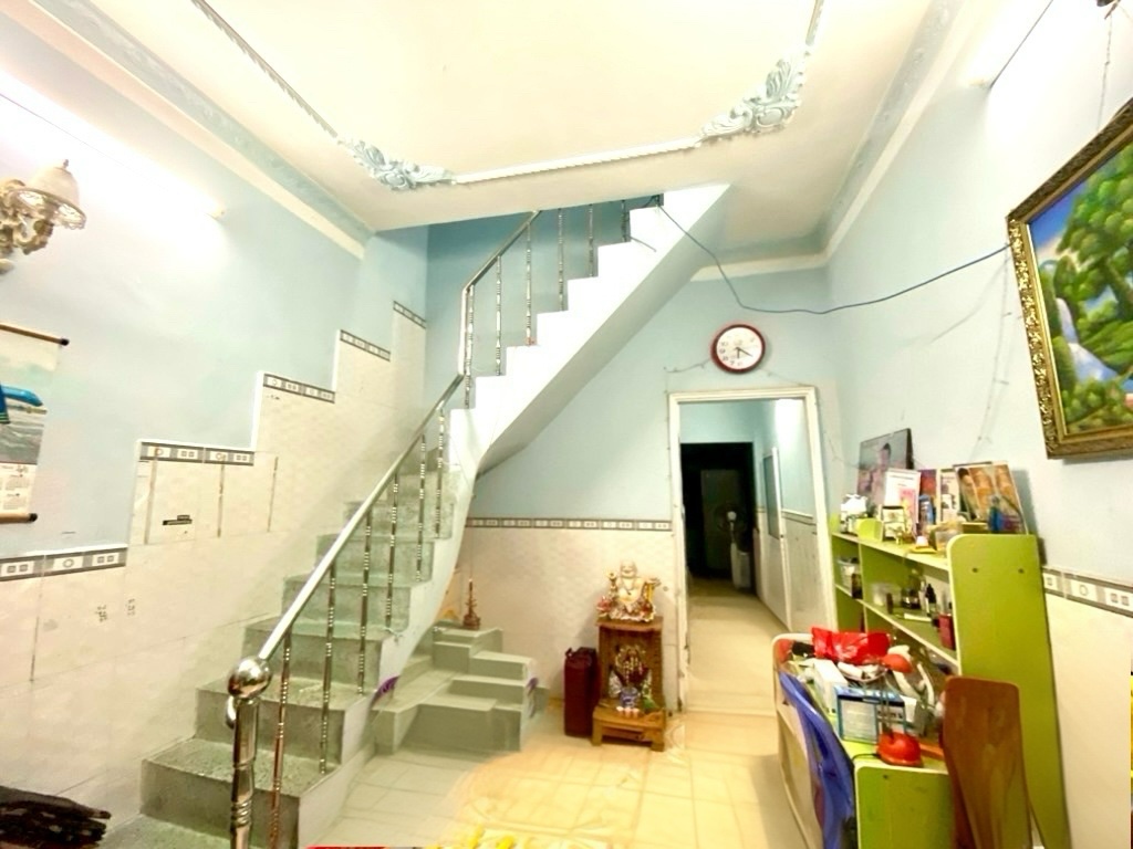 NHÀ 2 TẦNG ĐƯỜNG ĐOÀN VĂN BƠ - ĐƯỢC BÁN CHƯA ĐẾN 6 TỶ- HÀNG XÓM DẼ THƯƠNG THÂN THIỆN- THÔNG RA TÔN - Ảnh 3