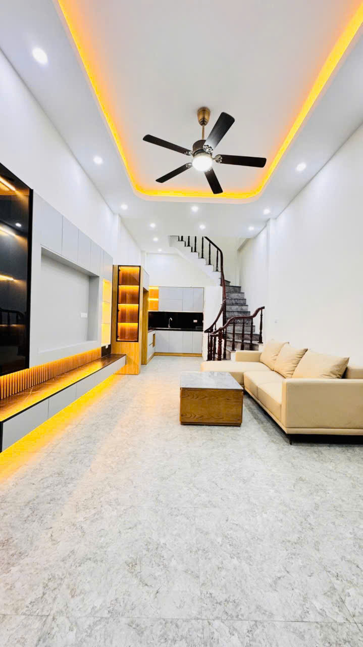 🏡 NHÀ HIẾM – CÁCH HỒ KHƯƠNG HẠ 20M - NGÕ 2 OTO TRÁNH NHAU THOẢI MÁI - Ảnh chính