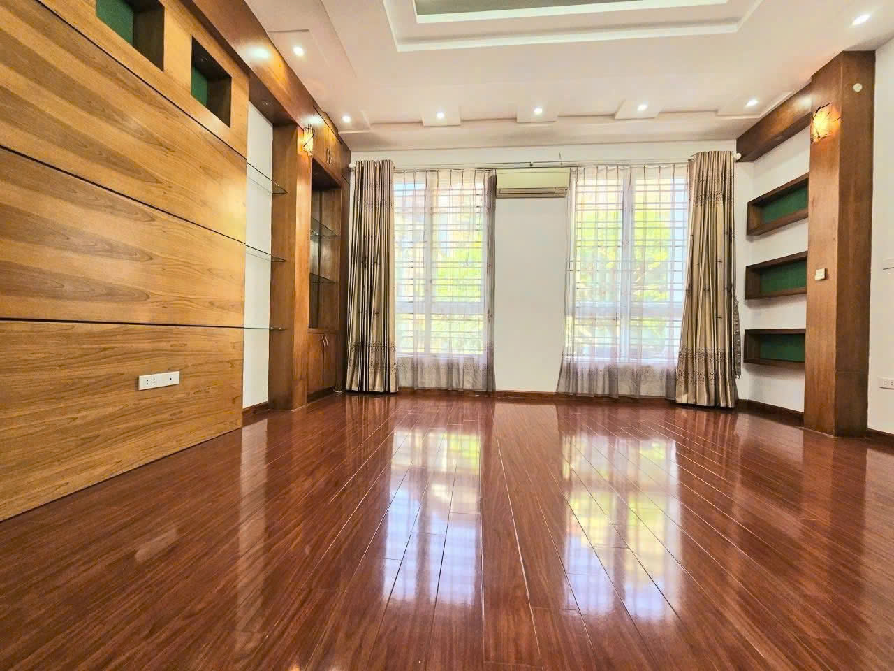 BÁN NHÀ PHÂN LÔ PHẠM TUẤN TÀI, CẦU GIẤY - 58M² x 5T - MT 5M - Ô TÔ TRÁNH - KINH DOANH - GIÁ 32 TỶ - Ảnh 1