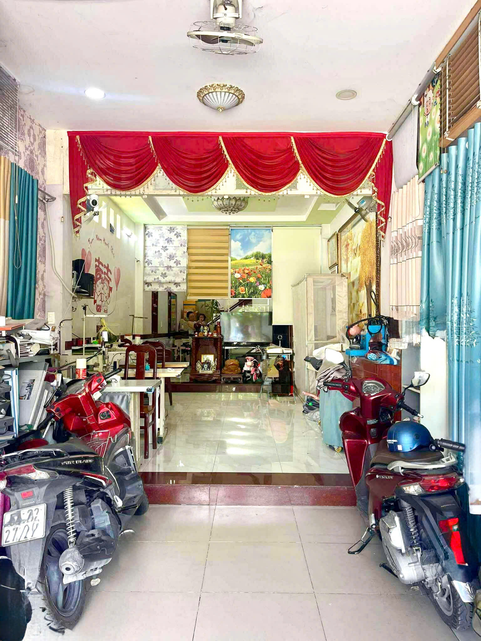 BÁN NHÀ 3 TẦNG HAI MẶT TIỀN KD 4 x 18M – SHR MỸ HUỀ, TRUNG CHÁNH HÓC MÔN – GIÁ CHỈ 5,9 TỶ - Ảnh chính