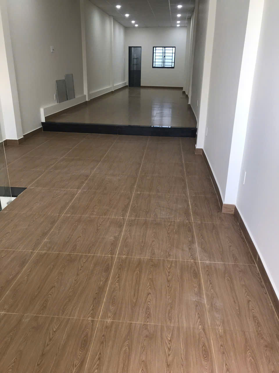 Bán nhà 1 lầu 387/2 đường Nguyễn Trãi, P. Nguyễn Cư Trinh, Q1 - Ảnh 1