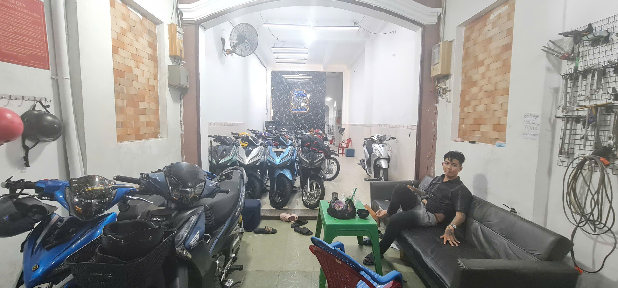 Cho thuê Nhà Mặt Tiền Tân Quý 72m2, 2Lầu  - GẦN TRƯỜNG HỌC - CHỢ - Ảnh chính