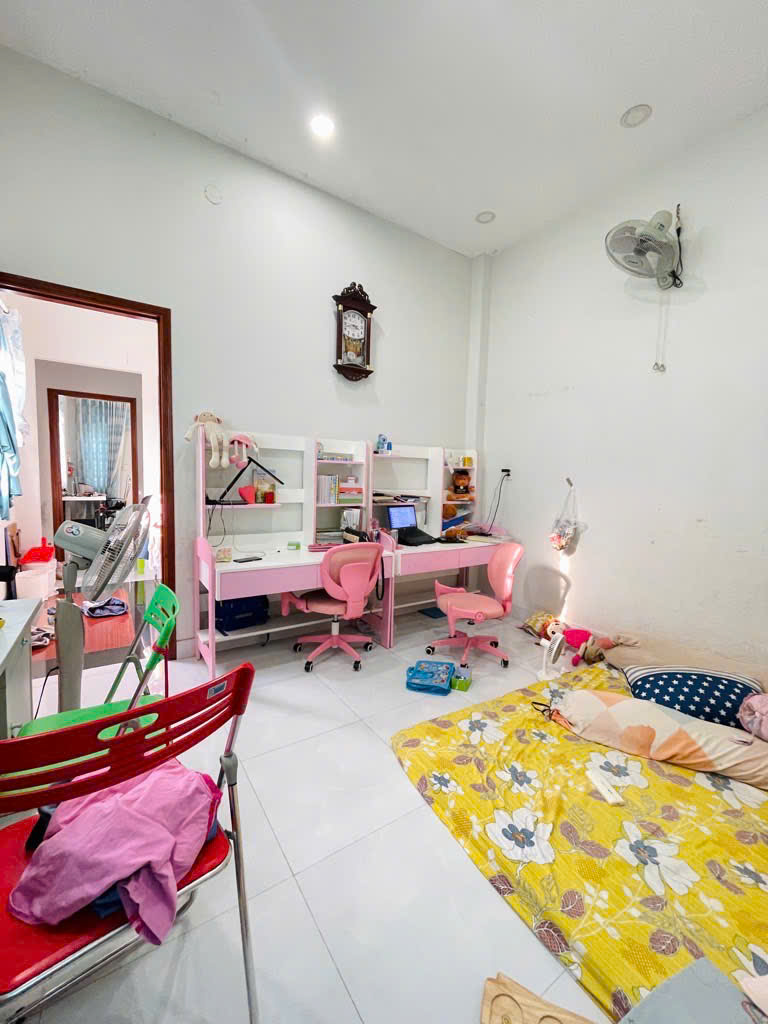 NHÀ ĐẸP HẺM XE HƠI – HUỲNH THỊ HAI, Q12 – GIÁ CHỈ 4.5 TỶ - Ảnh 1