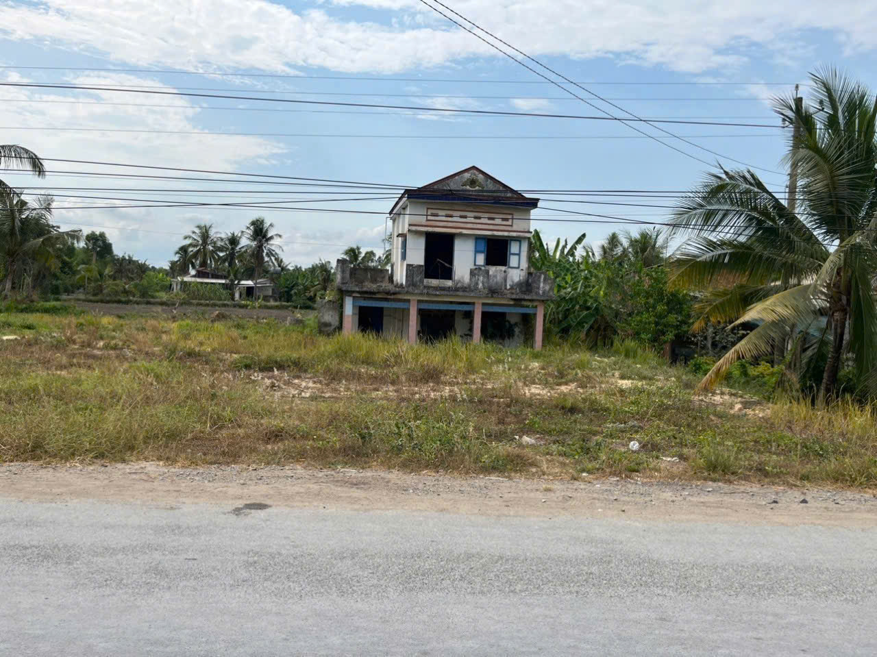 Bán lô đất ngang 32 × 86 tổng DT 2750m², có 1300m² thổ cư, Đức hòa, Tây ninh. - Ảnh chính