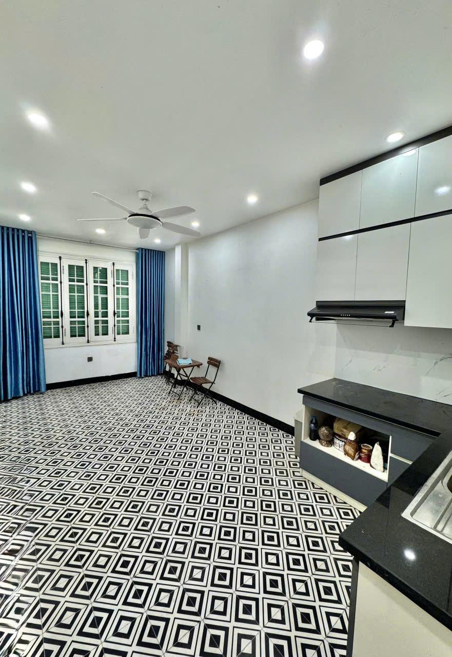 BÁN NHÀ 32M2,  6 TẦNG, THANG MÁY, Ô TÔ TRONG NHÀ, NGỌC THỤY, LONG BIÊN - Ảnh 1